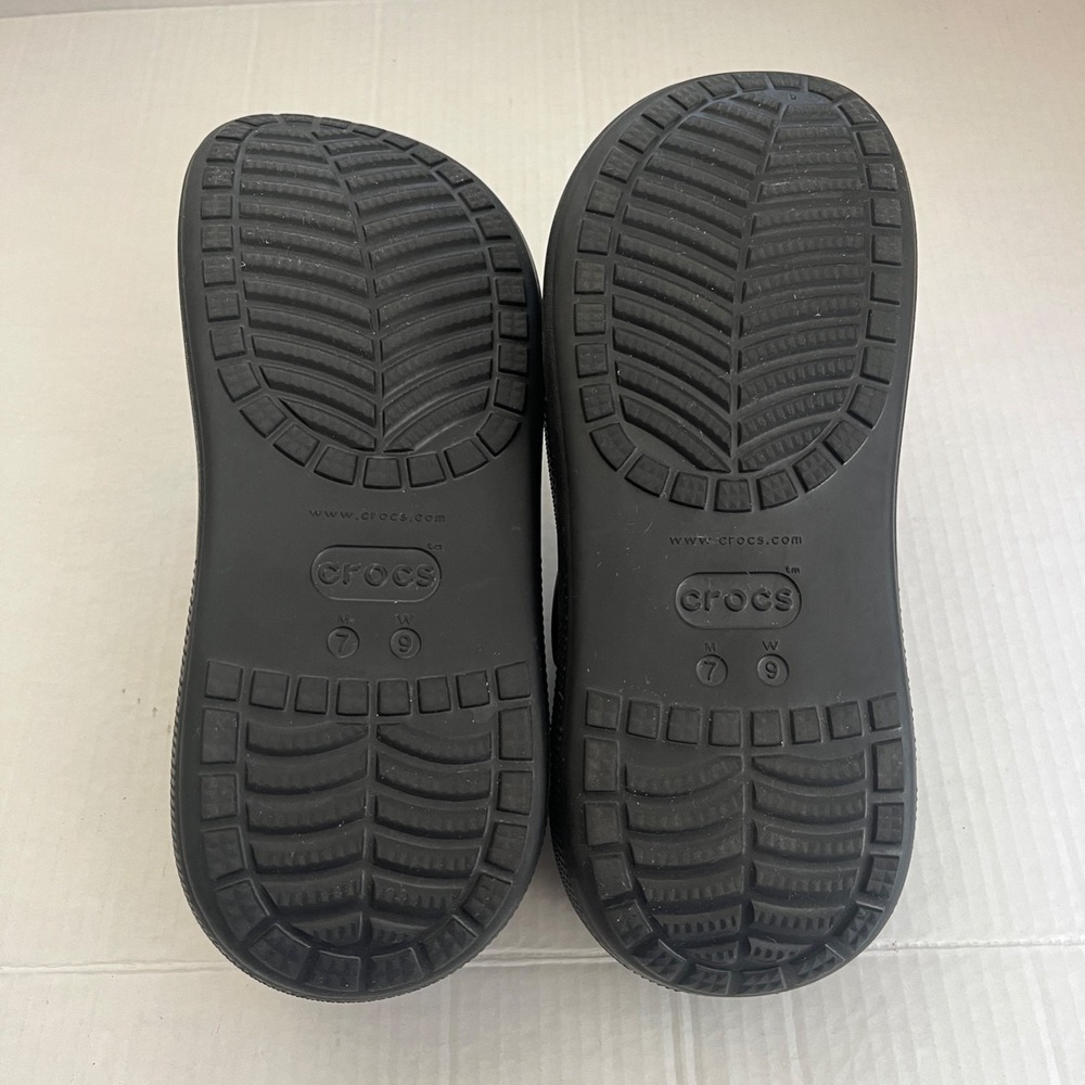 Crocs Iconic Comfort Cush Platform Clogs 7M 9W Black Healthcare Work Chunky Y2K - Picture 6 of 7